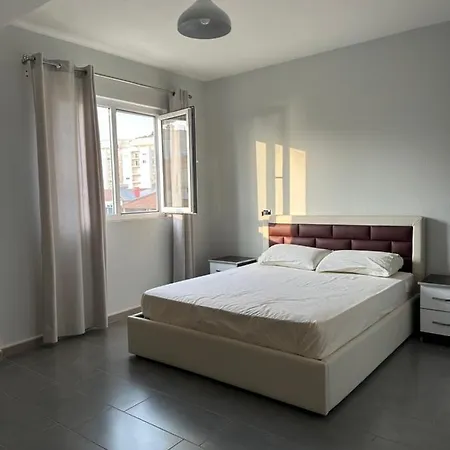 Apartament Alkano *